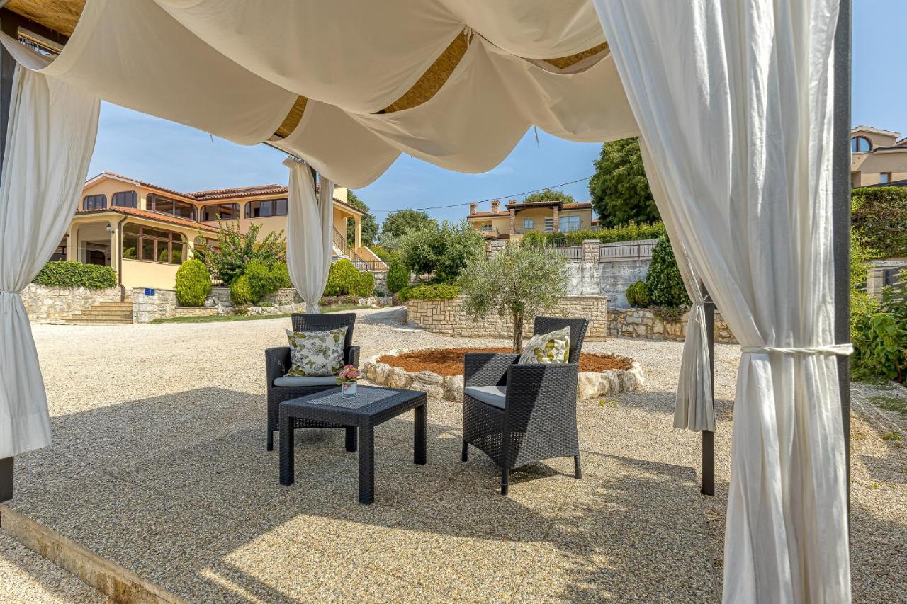 Cottage Nilda I Musalez Exterior foto